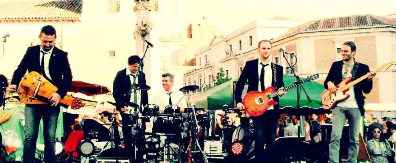 Imagen promocional de 25 años de Divertimento Folk en Matapozuelos